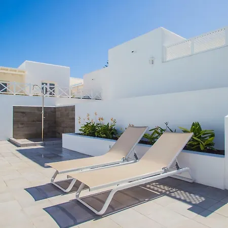 Flower Beach 8 * Playa Honda (Lanzarote)