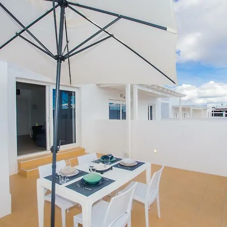 Flower Beach 8 Apartamento Playa Honda (Lanzarote)