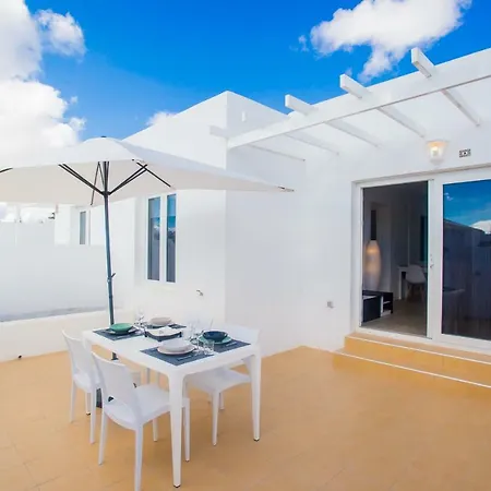 Flower Beach 8 Apartamento *